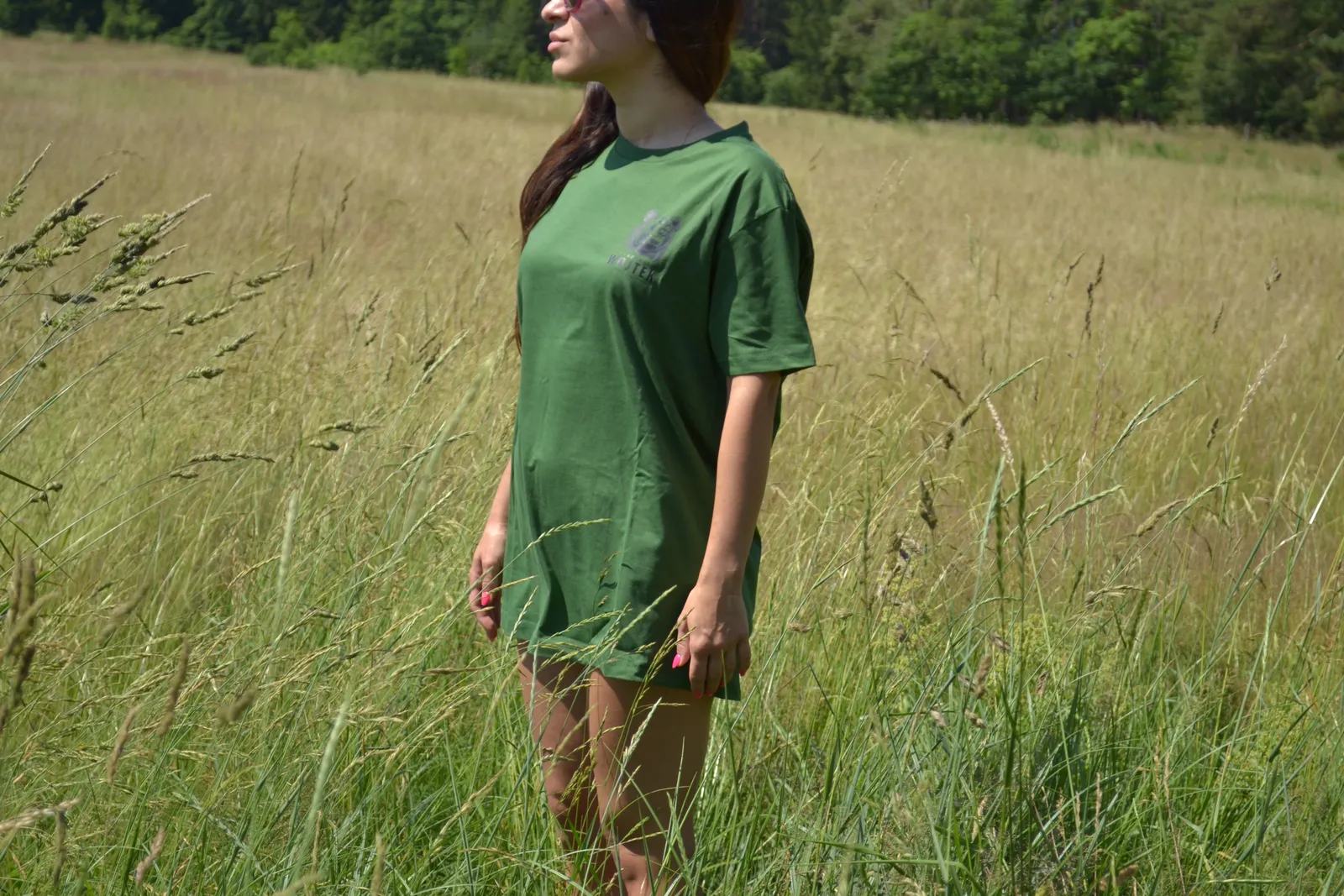 Corporal Wojtek T-Shirt, Field Green, Night Eye, from the brand shoot: green in the meadow